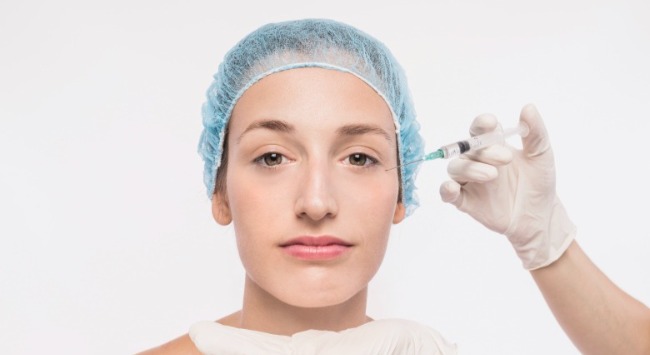 璧˙時尚醫美診所_服務項目_蘋果肌_淚溝_法令紋_皺紋_下顎線_高雄醫美_台中醫美_台北醫美_醫美推薦